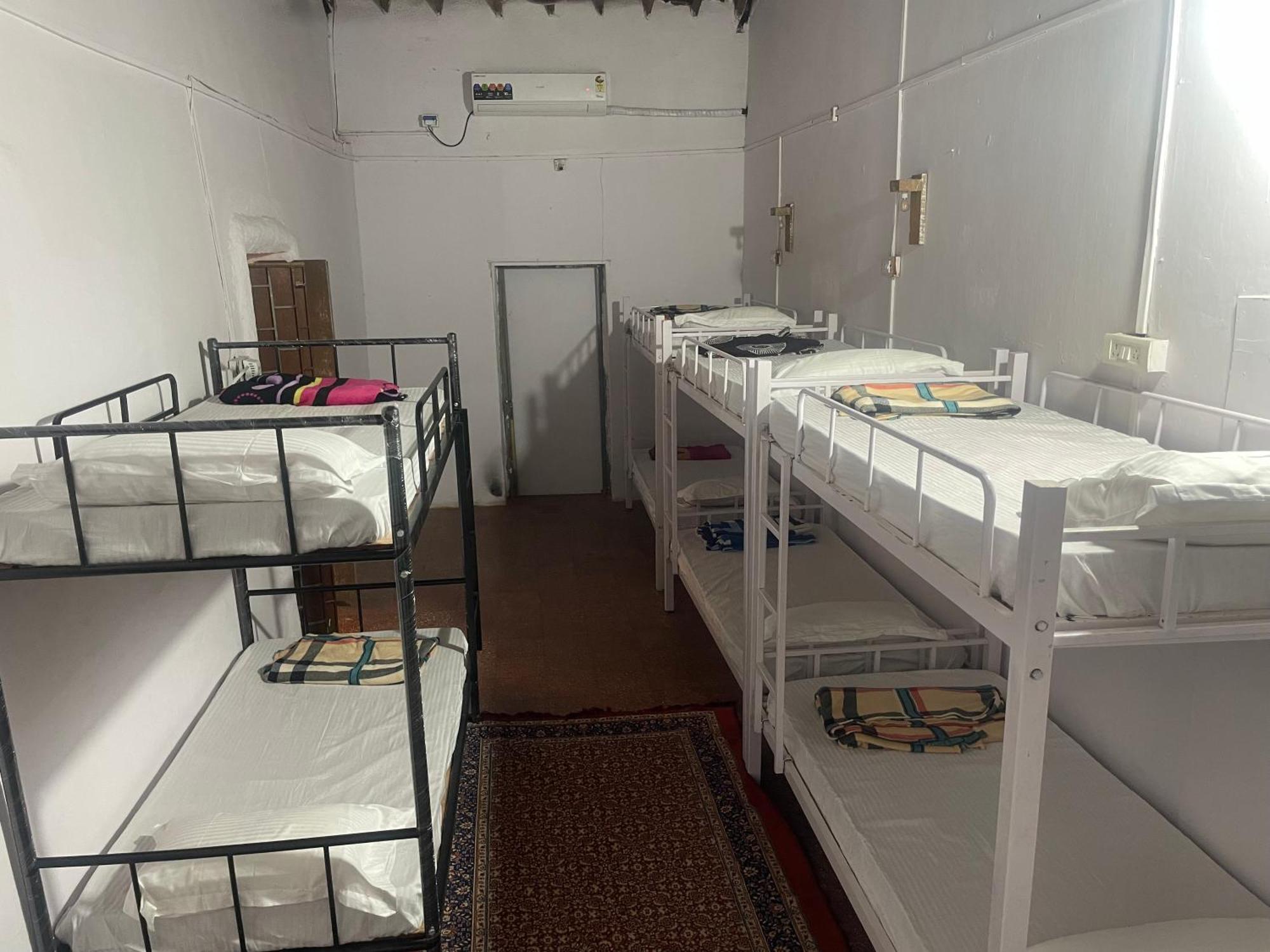 Streetmates Hostel Anjuna Extérieur photo